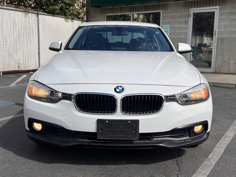 Used 2016 BMW 320i xDrive Sedan AWD/4WD image 2