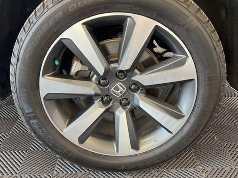 Used 2023 Honda Pilot Elite image 13