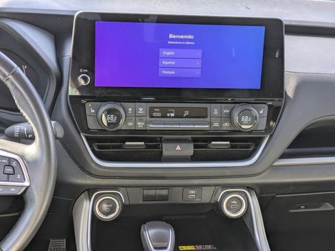 Used 2024 Toyota Grand Highlander XLE image 14