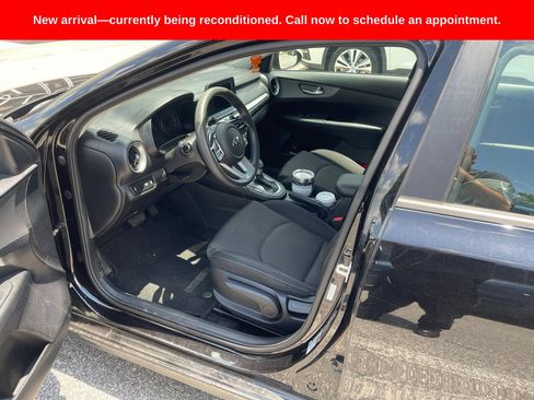 Used 2019 Kia Forte LXS FWD image 2