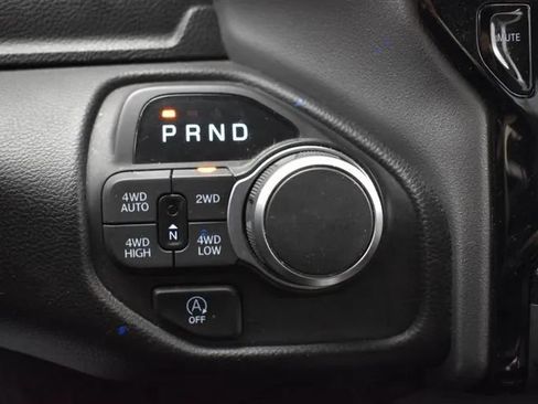 Used 2025 RAM 1500 Big Horn AWD/4WD image 34