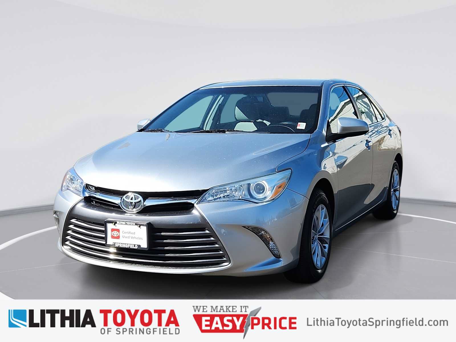 Certified 2016 Toyota Camry LE FWD image 1