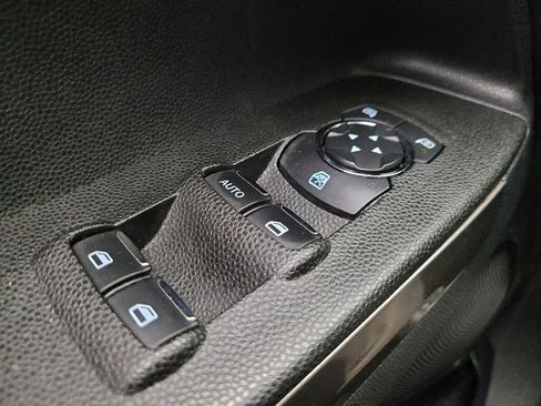 Used 2020 Ford EcoSport SE w/ SE Convenience Package image 27