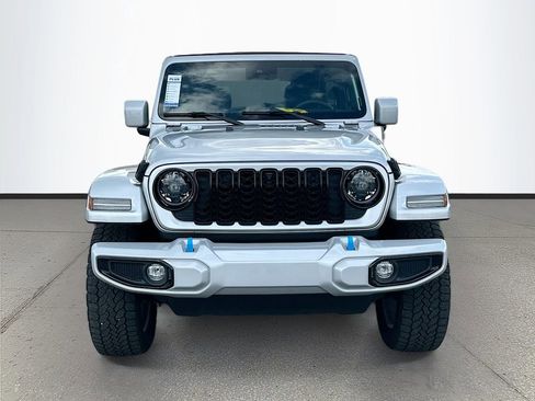 Used 2024 Jeep Wrangler High Altitude AWD/4WD image 2