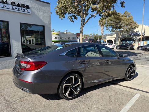 Used 2019 Honda Accord Sport image 7