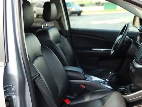 Used 2018 Dodge Journey GT w/ Driver Convenience Group image 41