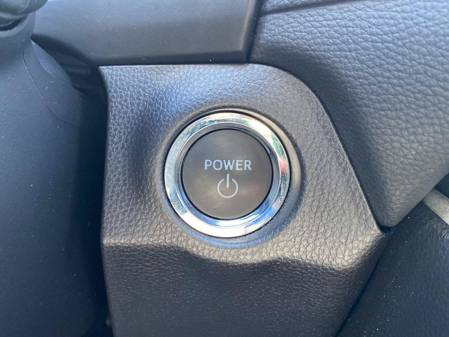 Used 2024 Toyota RAV4 XLE AWD/4WD image 21