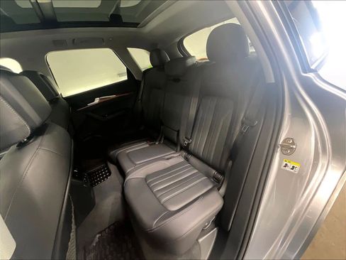 Used 2023 Audi Q5 2.0T Premium Plus AWD/4WD image 27