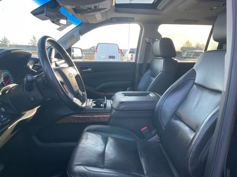 Used 2016 Chevrolet Suburban LTZ image 21
