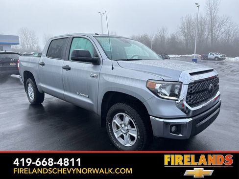 Used 2019 Toyota Tundra SR5 w/ Convenience Package image 1