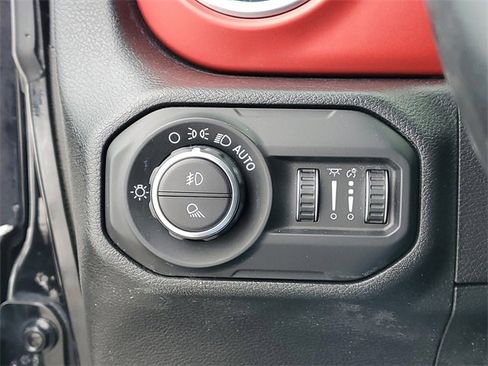 Used 2020 Jeep Gladiator Rubicon w/ Dual Top Group image 13