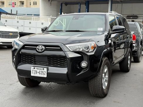 Used 2024 Toyota 4Runner SR5 RWD image 2