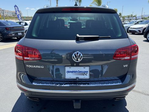 Used 2015 Volkswagen Touareg VR6 AWD/4WD image 9