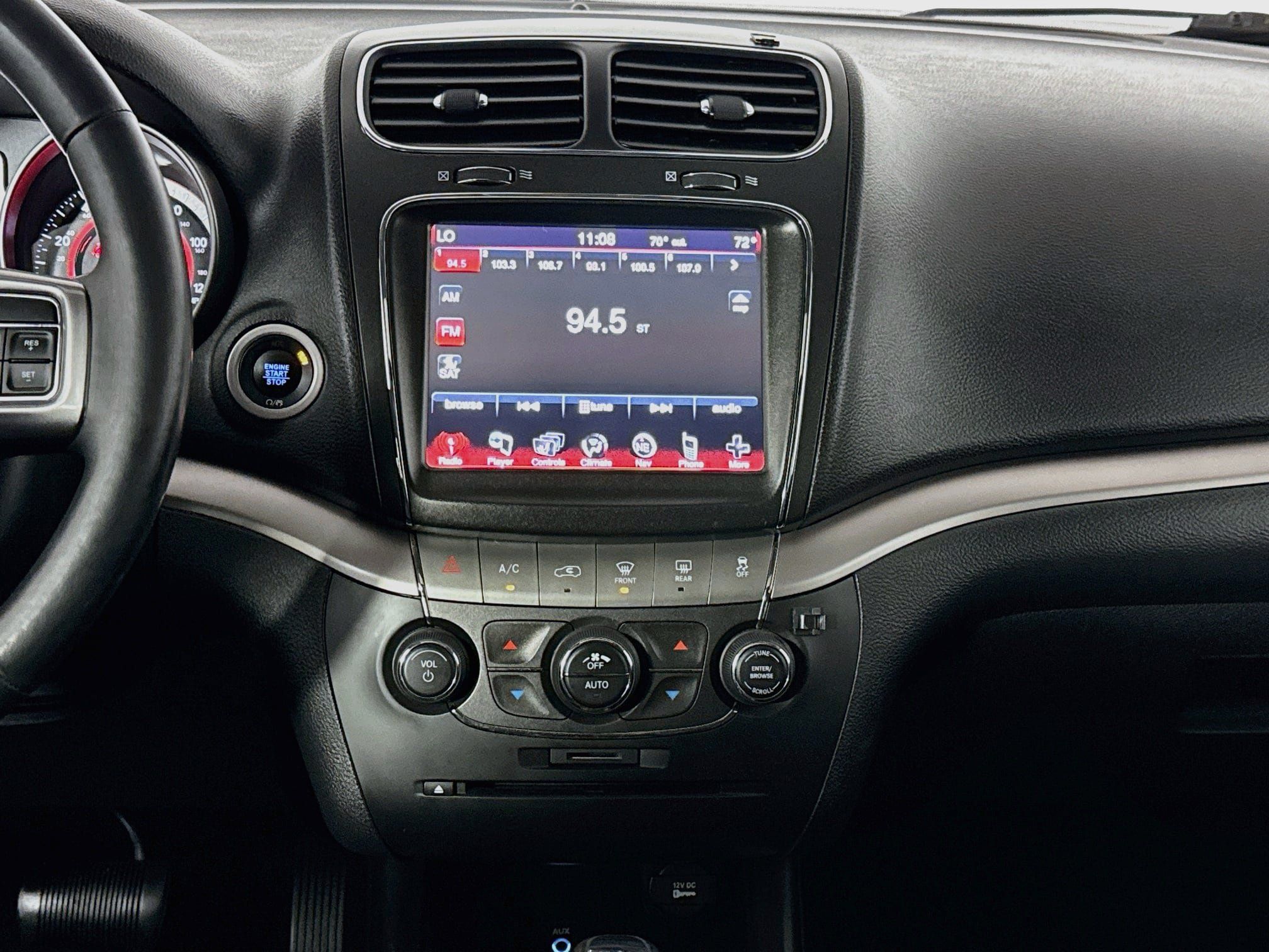 Used 2018 Dodge Journey Crossroad w/ Nav & Sun Group AWD/4WD image 27