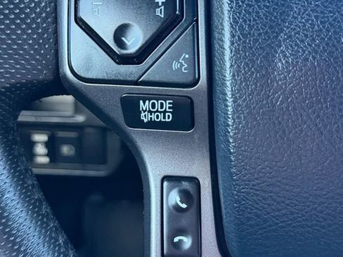 Used 2019 Toyota Tacoma TRD Off-Road image 30