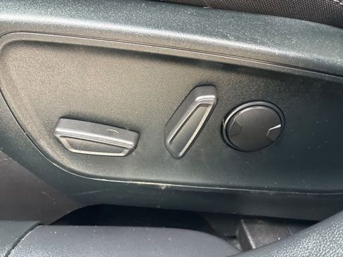 Used 2022 Ford Escape SE w/ Convenience Package image 18