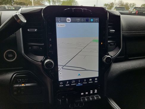 Used 2022 RAM 2500 Laramie w/ Night Edition image 22