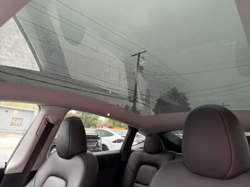 Used 2023 Tesla Model Y AWD image 19