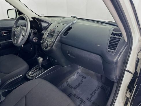 Used 2010 Kia Soul + FWD image 31