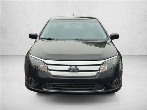 Used 2012 Ford Fusion SE FWD image 2