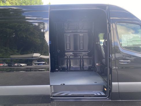 New 2024 Mercedes-Benz Sprinter 3500 image 7