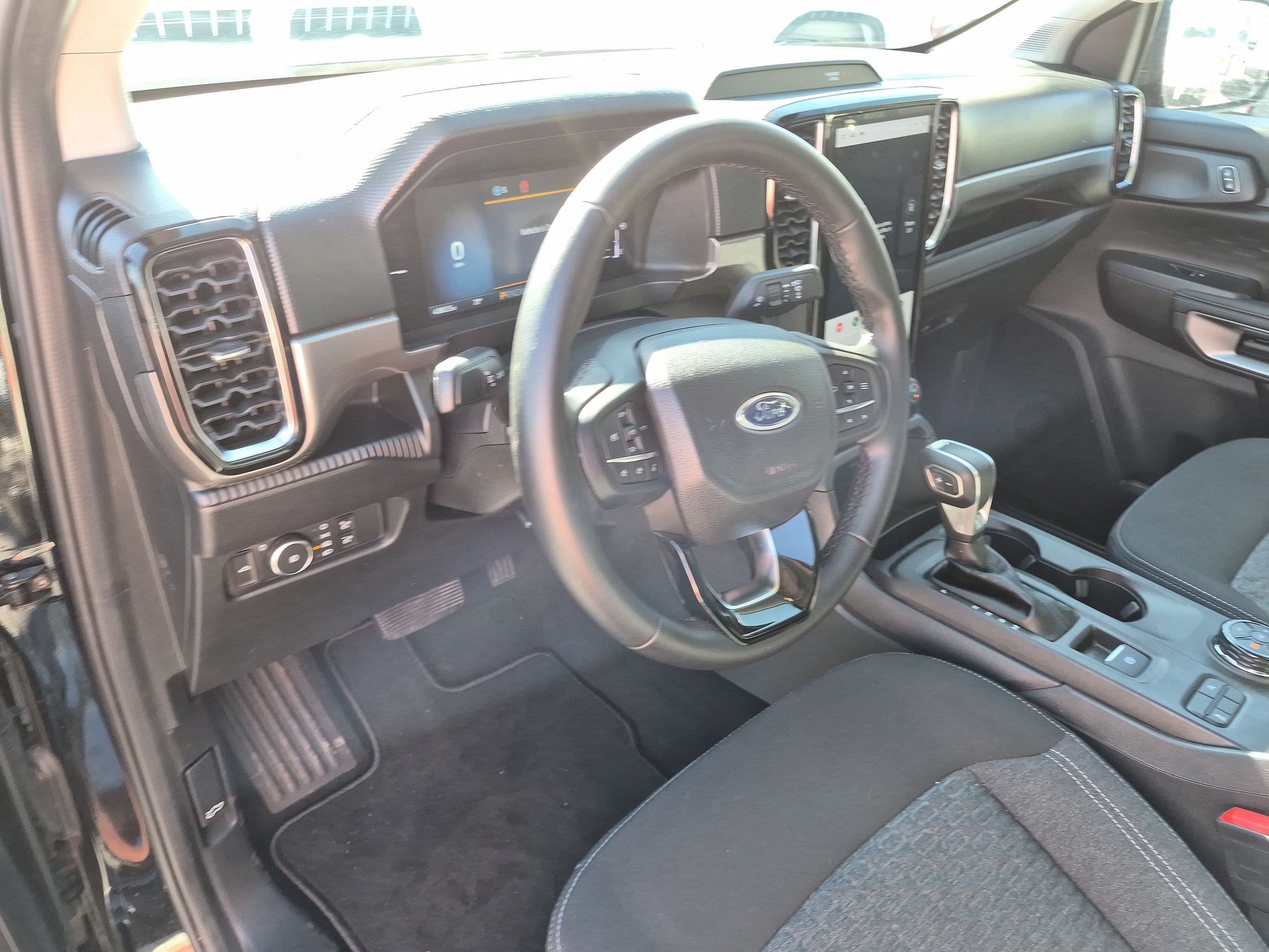 Used 2024 Ford Ranger XLT w/ Equipment Group 301A Mid AWD/4WD image 17