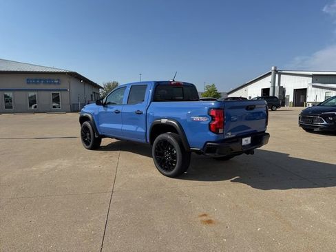 New 2026 Chevrolet Colorado Trail Boss w/ Off-Road Front Bumper Package AWD/4WD image 5