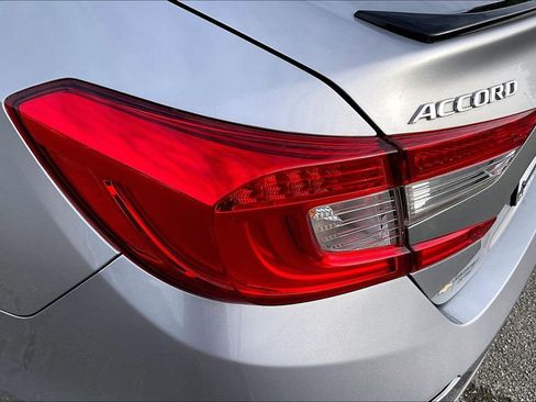 Used 2022 Honda Accord Sport Special Edition image 29