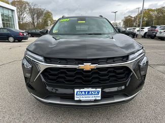 Used 2024 Chevrolet Trax LT w/ Driver Confidence Package FWD video 2