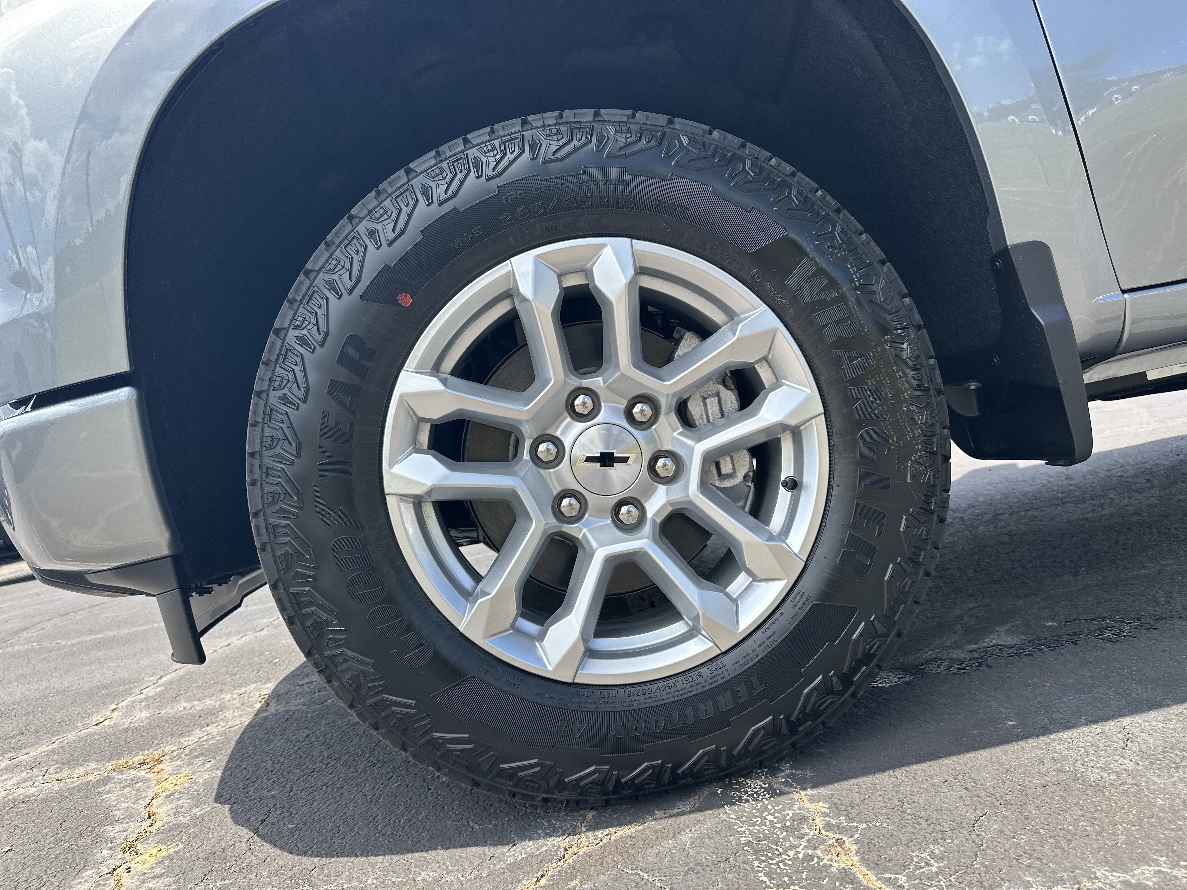 New 2026 Chevrolet Silverado 1500 RST AWD/4WD image 13
