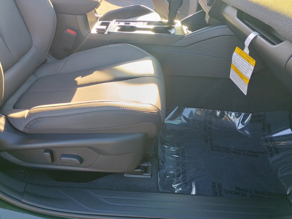 Certified 2026 Subaru Outback Limited AWD/4WD image 23