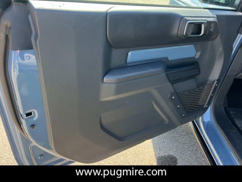 New 2025 Ford Bronco Badlands image 8