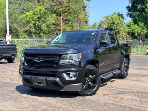 Used 2016 Chevrolet Colorado LT w/ Midnight Edition AWD/4WD image 2
