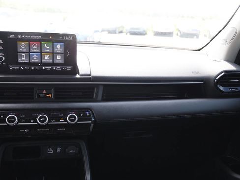 Used 2025 Honda Pilot Elite image 26