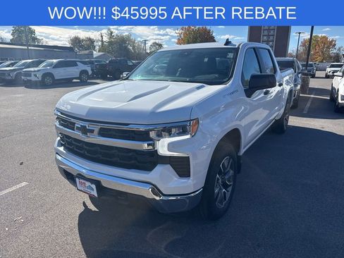 Used 2025 Chevrolet Silverado 1500 LT image 1