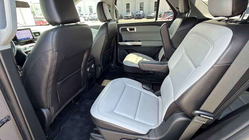 Used 2021 Ford Explorer XLT w/ Equipment Group 202A RWD image 24