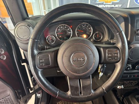 Used 2015 Jeep Wrangler Unlimited Sport w/ Quick Order Package 24S image 18