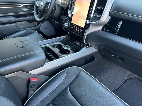 New 2026 RAM 1500 Laramie AWD/4WD image 14