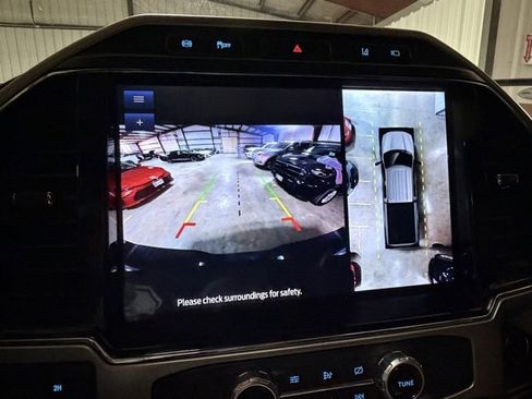 Used 2022 Ford F250 Platinum image 18