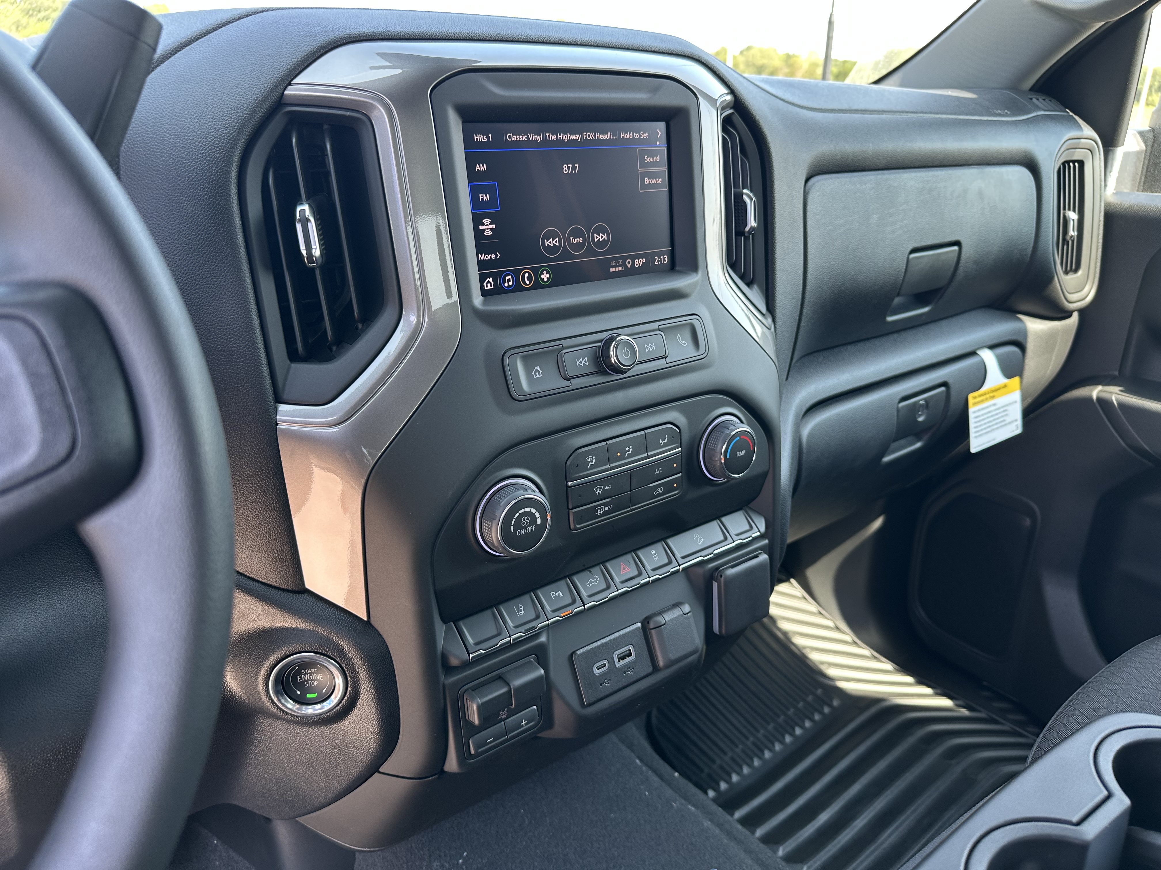 New 2026 Chevrolet Silverado 2500 Custom w/ Custom Value Package AWD/4WD image 17