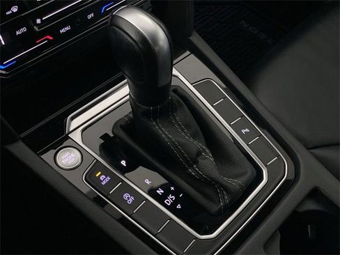 Used 2023 Volkswagen Arteon SEL image 21
