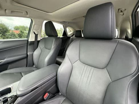 Used 2022 Lexus NX 350h AWD image 17
