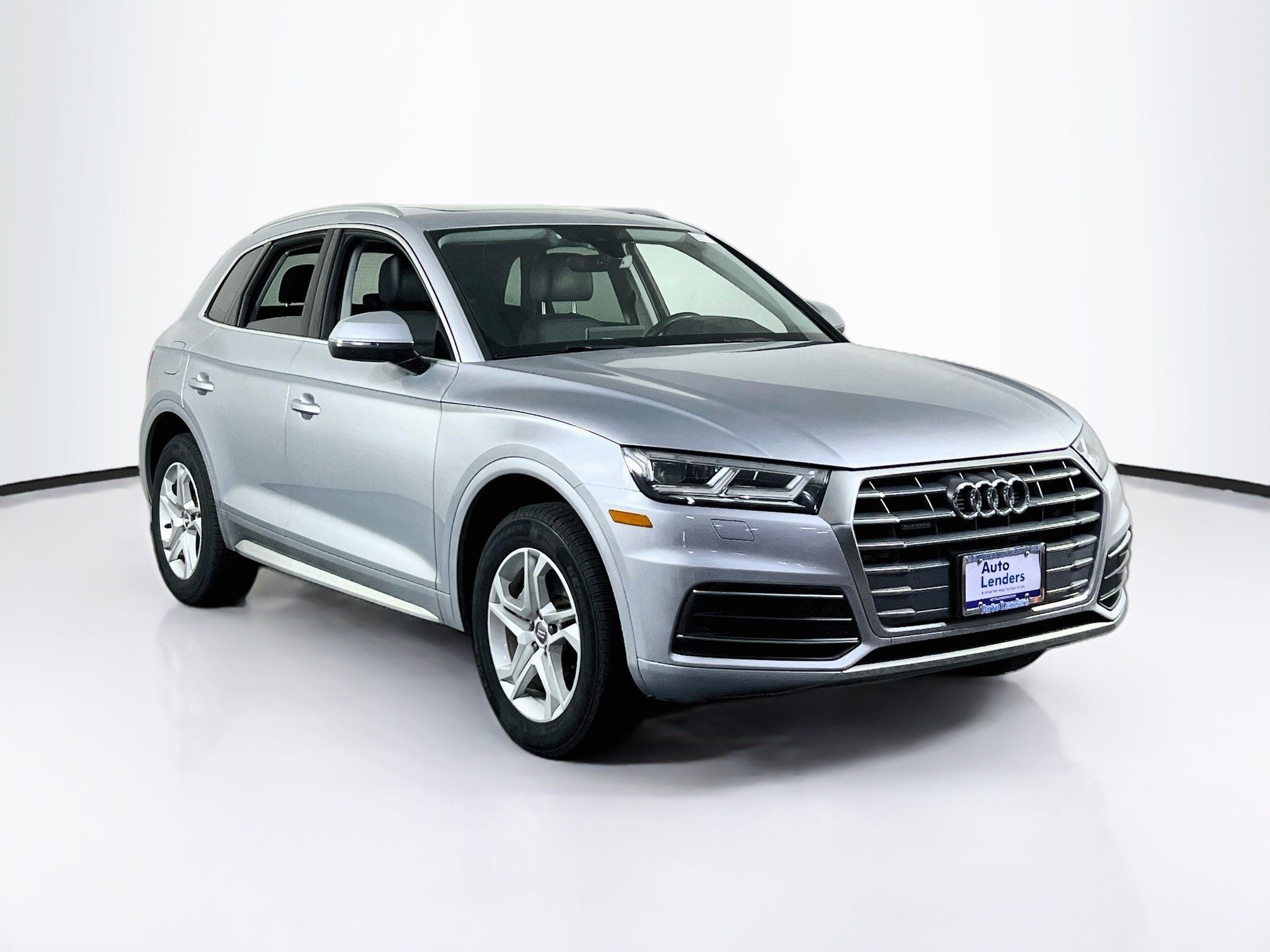 Used 2018 Audi Q5 2.0T Premium Plus w/ Premium Plus Package AWD/4WD image 3