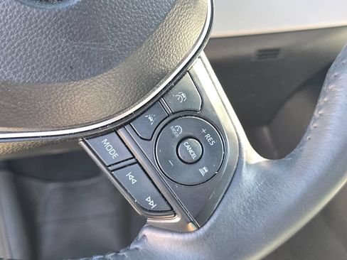 Used 2024 Toyota Corolla SE w/ SE Premium Package FWD image 26