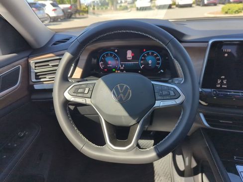 New 2026 Volkswagen Atlas SE image 22