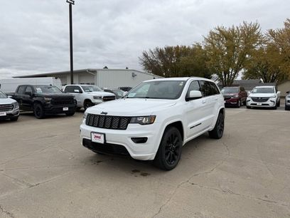 Used 2018 Jeep Grand Cherokee Altitude