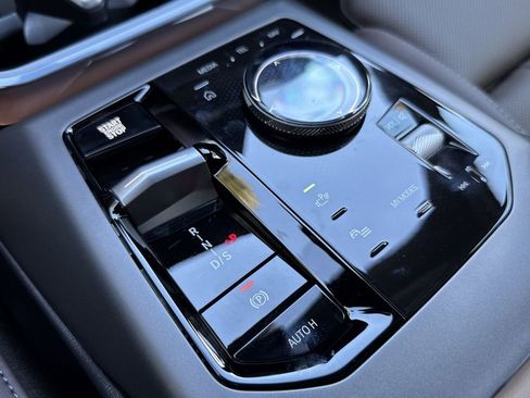 New 2026 BMW X3 xDrive30 w/ Premium Package image 24