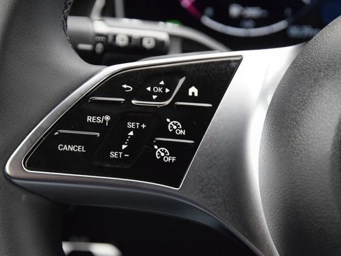 Certified 2026 Mercedes-Benz GLC 300 image 23