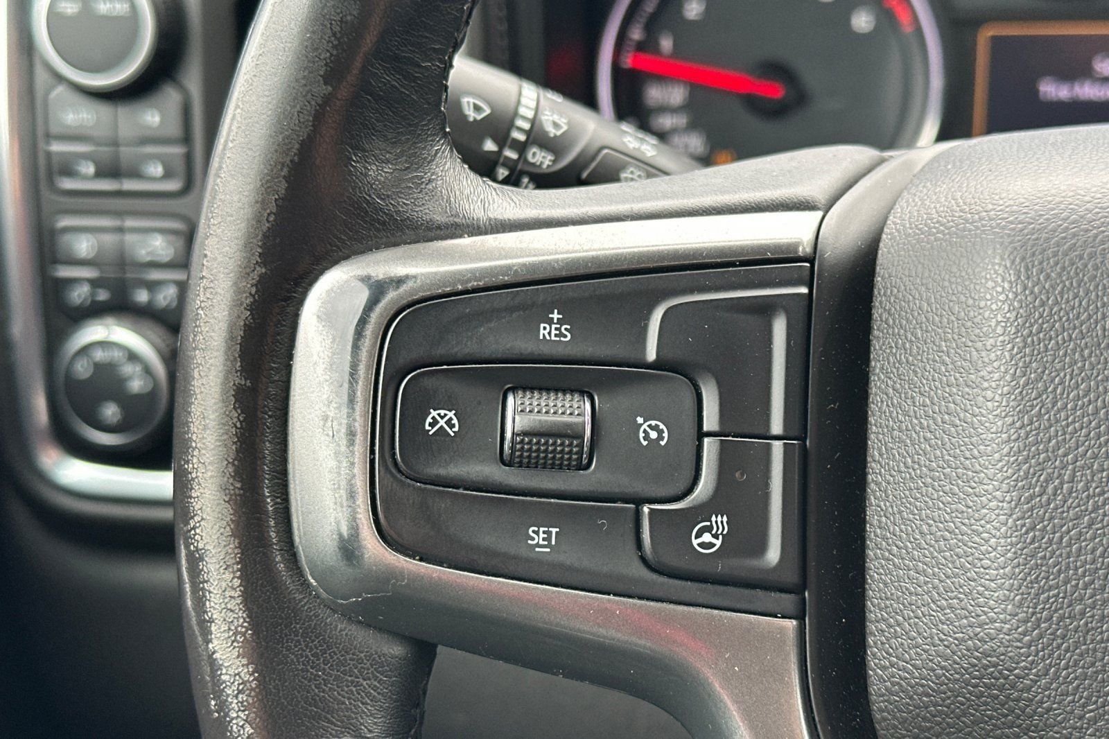 Used 2020 Chevrolet Silverado 1500 RST AWD/4WD image 27