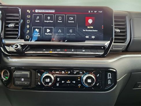 Used 2025 GMC Sierra 1500 SLT image 33